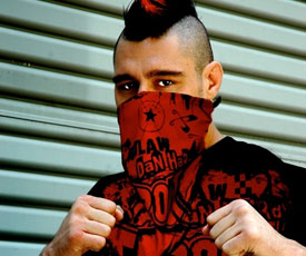 TapouT x Dan Hardy Signature T-shirt