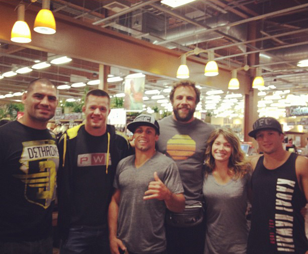 cain-velasquez-dethrone