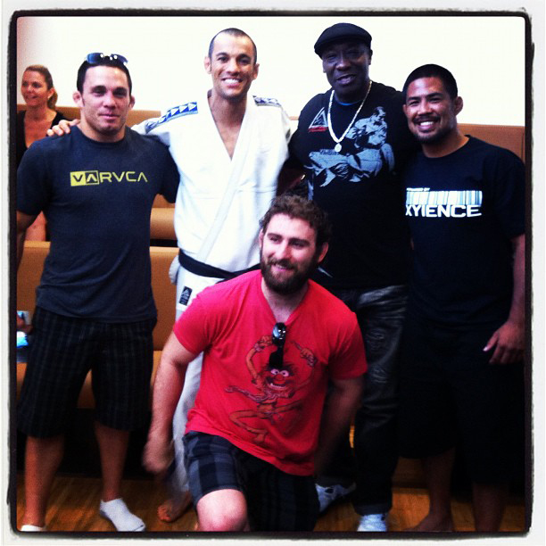 jake-ellenberger-rvca