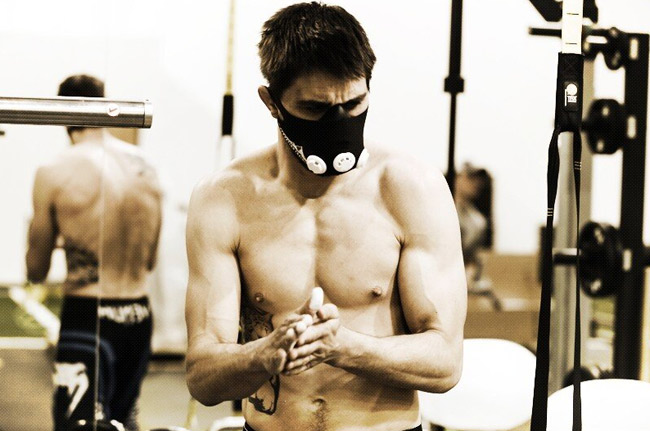 carlos-condit-elevation-training-mask