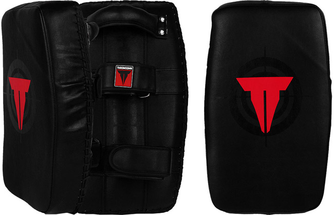 throwdown-elite-curved-thai-pads
