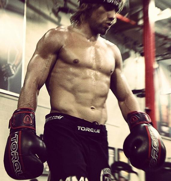 urijah-faber-torque-sparring-gloves