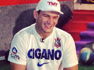 junior-dos-santos-ufc-160-nike-shirt