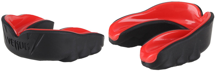 venum-mouthguard-black
