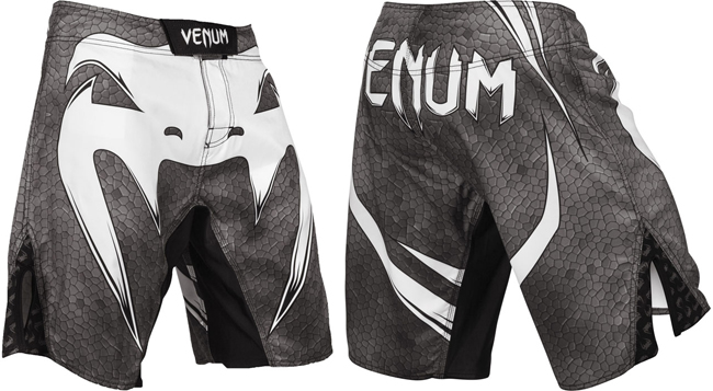 venum-amazonia-4-fight-shorts-black