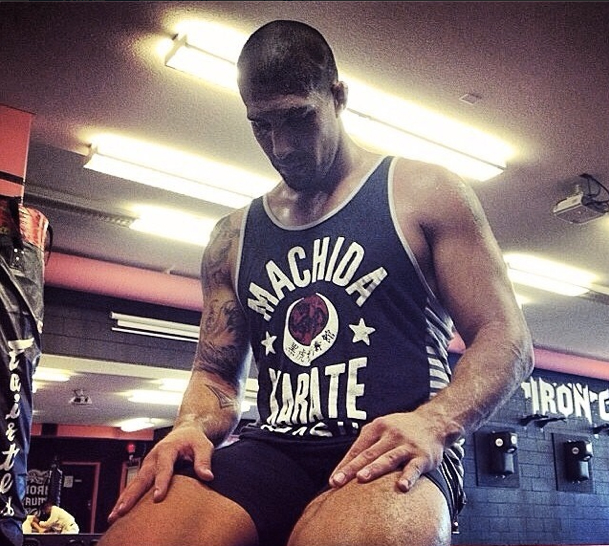 roots-of-fight-machida-karate-tank-preview