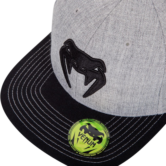 venum-snapback-cap-2