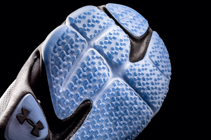 under-armour-muhammad-ali-shoe-2