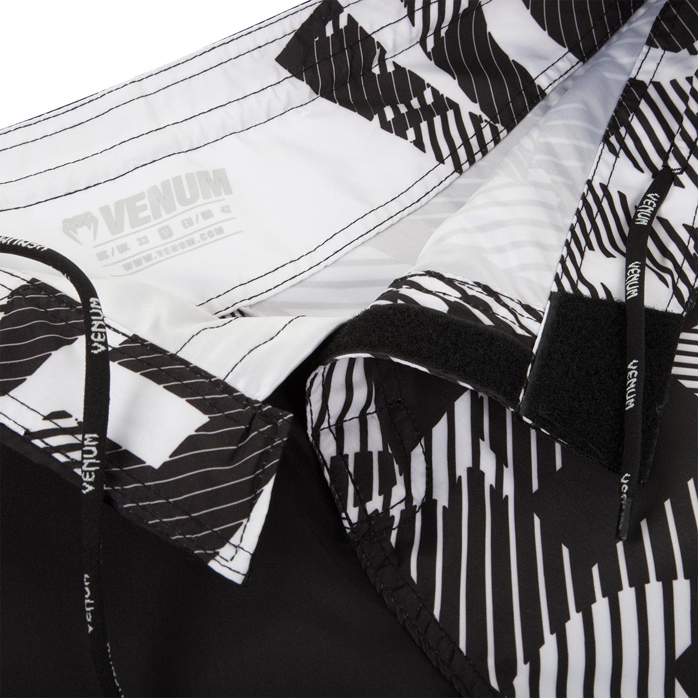 venum-speed-camo-urban-fight-shorts-6