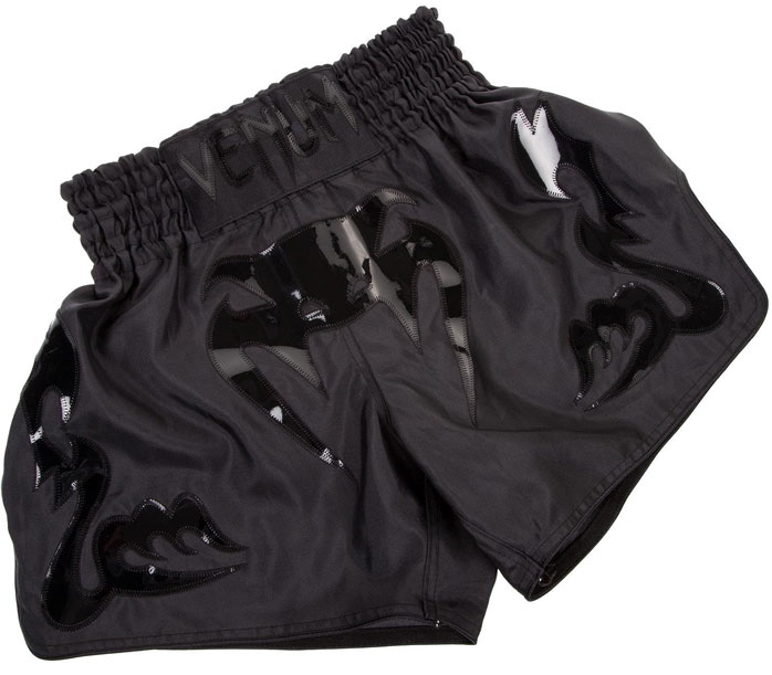 venum-bangkok-inferno-muay-thai-shorts-black