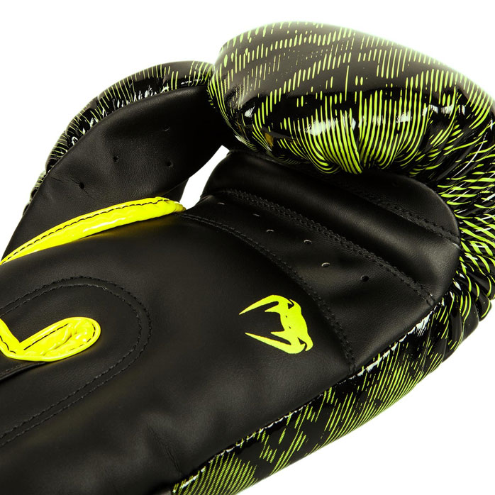 venum-fusion-boxing-glove-yellow-3
