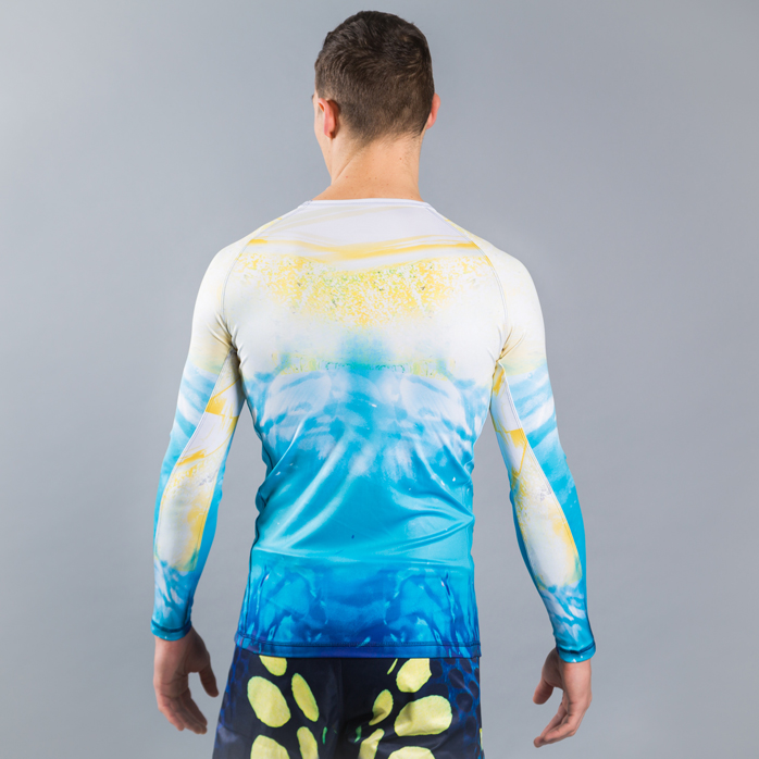 scramble-pacifica-rashguard-back