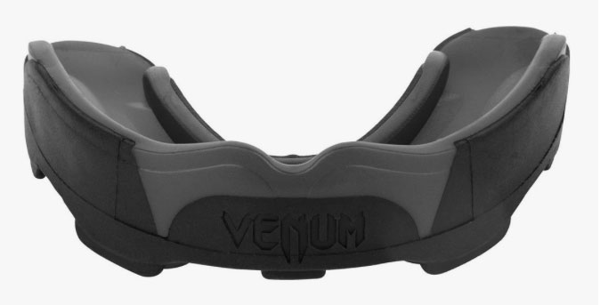 venum-predator-mouthguard-grey