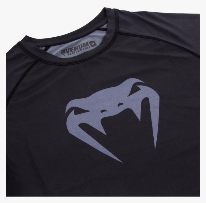 venum-contender-3-compression-short-sleeve-rashguard-3