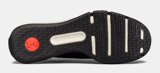 under-armour-ali-charged-training-shoes-5