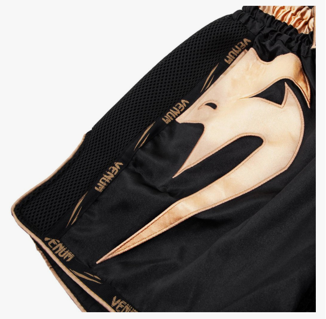 venum-giant-muay-thai-shorts-4