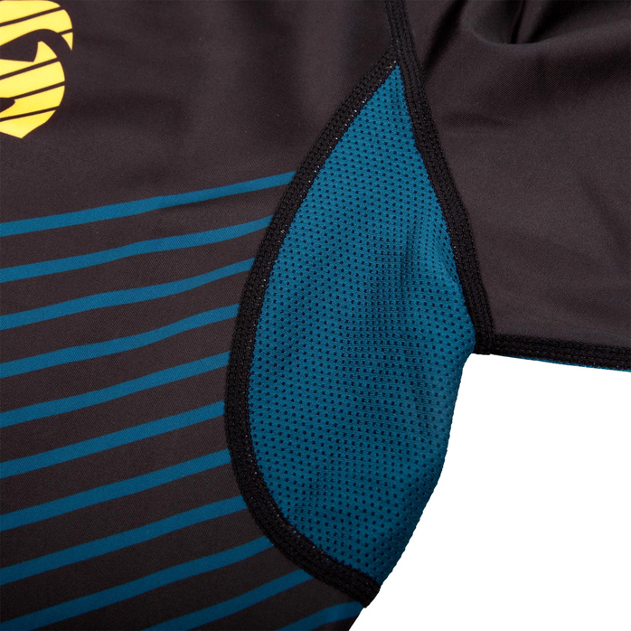 venum-plasma-rashguard-7