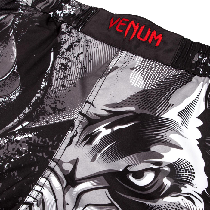 venum-werewolf-fight-shorts-5