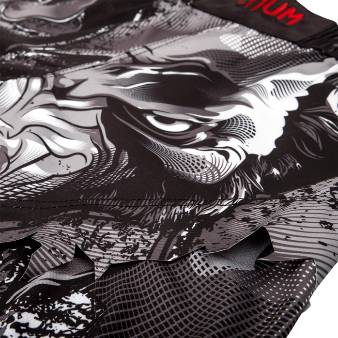 venum-werewolf-fight-shorts-7