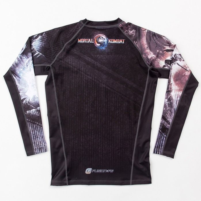 mortal-kombat-sub-zero-vs-scorpion-rashguard-2
