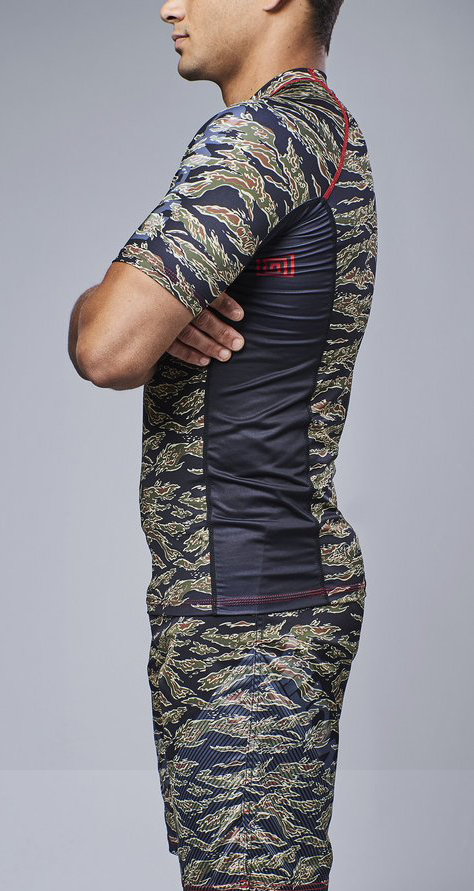 hypnotik-geo-tiger-short-sleeve-rashguard-green-2