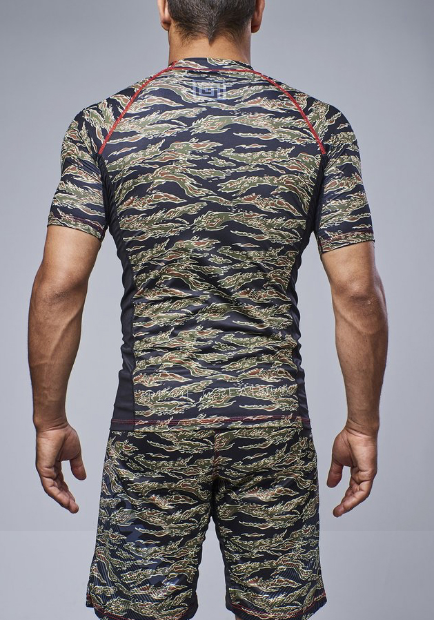 hypnotik-geo-tiger-short-sleeve-rashguard-green-3