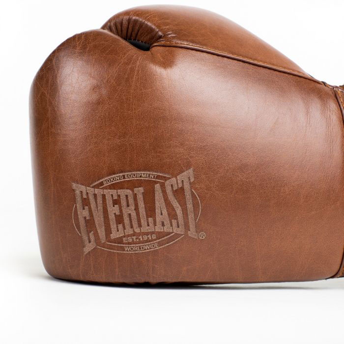 brown everlast boxing gloves