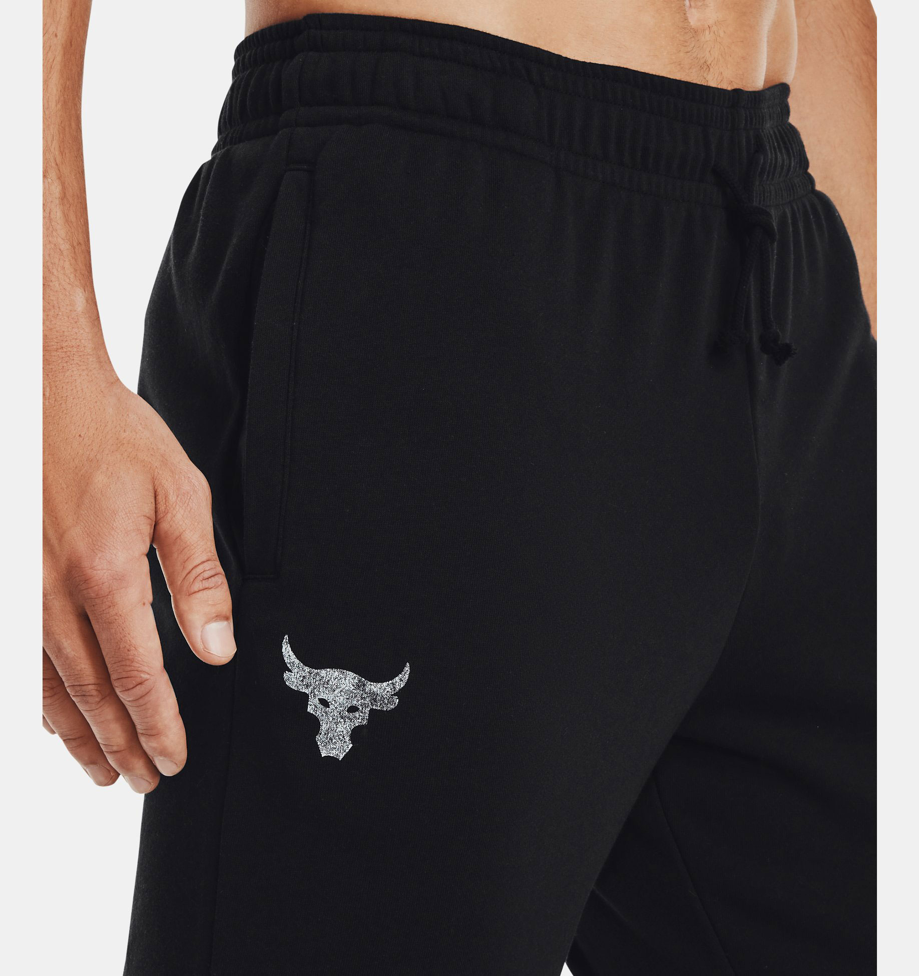 project-rock-pants-black-white-2