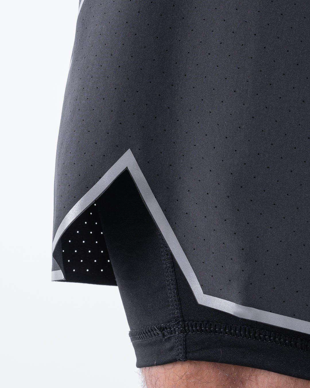 BOXRAW_Wilde_Shorts_Charcoal-8_1080x1350