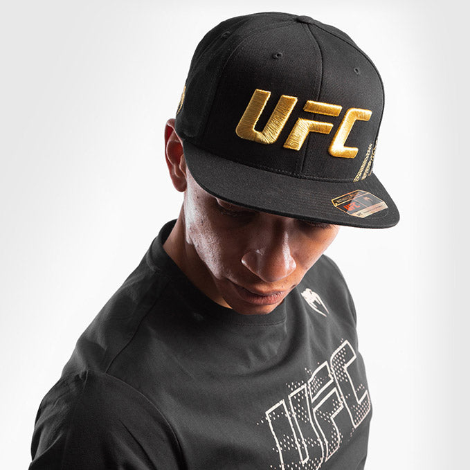 venum-ufc-champion-walkout-hat-black-gold