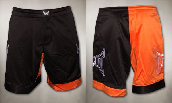 TapouT Bloody Black and Orange Fight 