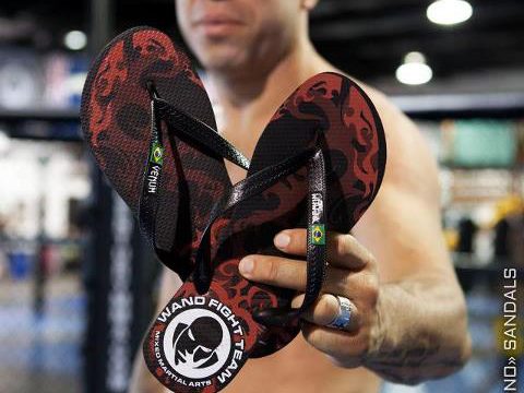 venum-wand-sandals