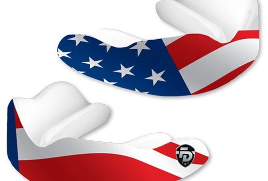 fight-dentist-stars-and-stripes-mouthguard