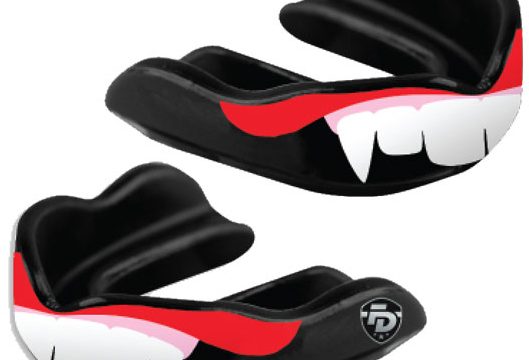 fight-dentist-vampire-kiss-mouth-guard