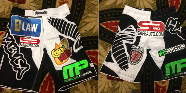 erik-perez-ufc-fight-night-27-shorts