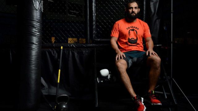 reebok-johny-hendricks-ufc-167-walkout-shirt