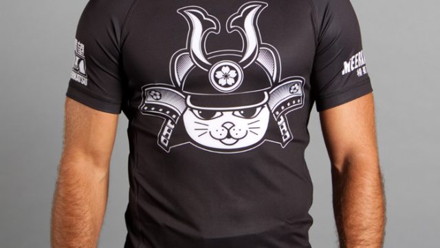 meerkatsu-kabuto-kittens-rashguard-1